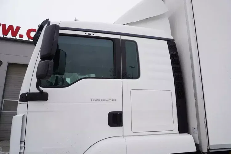 MAN TGM 18.290 4x2 LL / Kontener 18 EPAL / Kab. sypialna / Winda ZEPRO 2 t zdjęcie 14