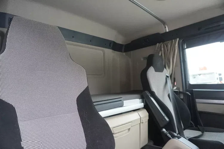 MAN TGM 18.290 4x2 LL / Kontener 18 EPAL / Kab. sypialna / Winda ZEPRO 2 t zdjęcie 25