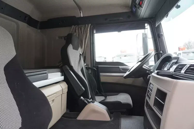 MAN TGM 18.290 4x2 LL / Kontener 18 EPAL / Kab. sypialna / Winda ZEPRO 2 t zdjęcie 26