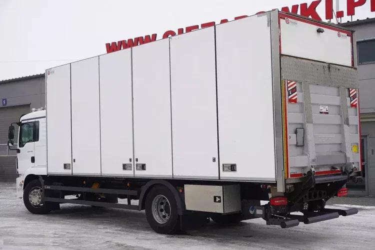 MAN TGM 18.290 4x2 LL / Kontener 18 EPAL / Kab. sypialna / Winda ZEPRO 2 t zdjęcie 4