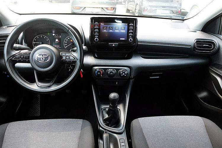 Toyota Yaris Navi+TEMPOMAT AKTYWNY+Parktronic GWAR. 1wł KRAJOWY Bezwyp 4x2 zdjęcie 11