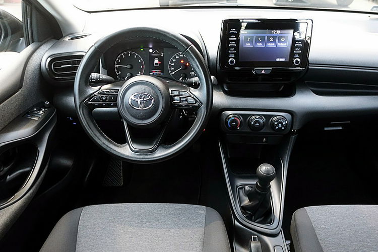 Toyota Yaris Navi+TEMPOMAT AKTYWNY+Parktronic GWAR. 1wł KRAJOWY Bezwyp 4x2 zdjęcie 12