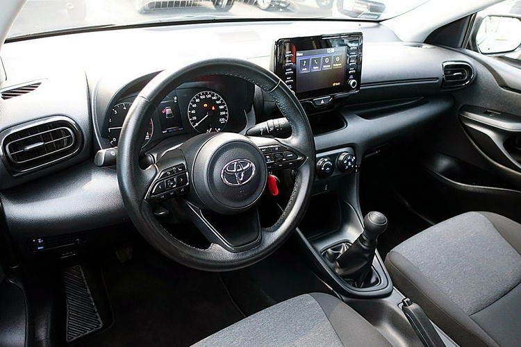 Toyota Yaris Navi+TEMPOMAT AKTYWNY+Parktronic GWAR. 1wł KRAJOWY Bezwyp 4x2 zdjęcie 13