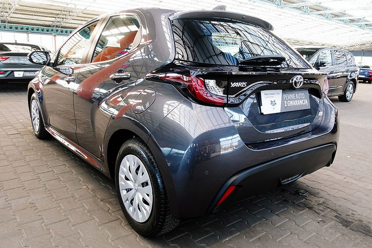 Toyota Yaris Navi+TEMPOMAT AKTYWNY+Parktronic GWAR. 1wł KRAJOWY Bezwyp 4x2 zdjęcie 76