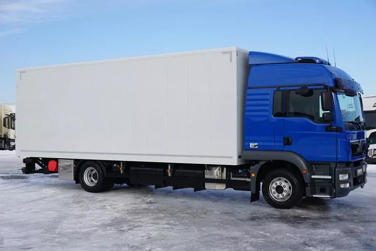 MAN TGM / 15.290 / EURO 6 / KONTENER + WINDA / ŁAD. 7 465 KG / 18 PALET zdjęcie 4