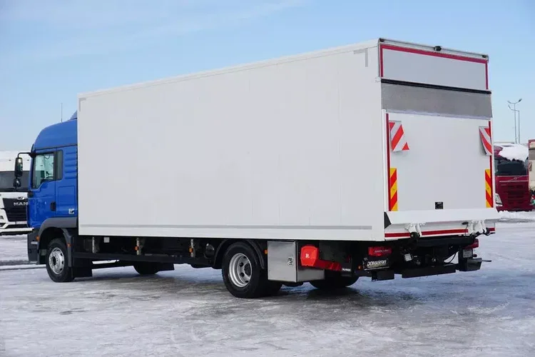 MAN TGM / 15.290 / EURO 6 / KONTENER + WINDA / ŁAD. 7 465 KG / 18 PALET zdjęcie 6