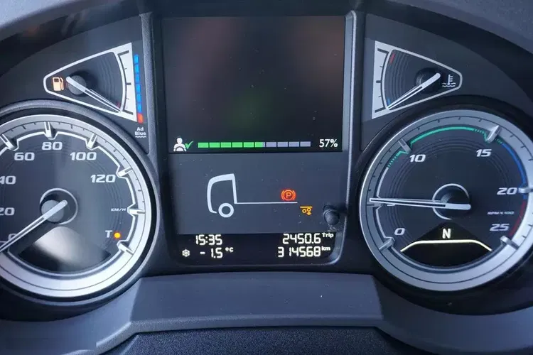 DAF XF / 480 / ACC / EURO 6 / SSC / MEGA / BDF / 7.82 M / RETARDER / OŚ SKRĘTNA zdjęcie 12