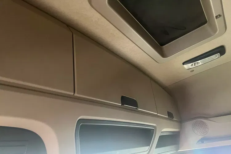 Mercedes ACTROS L prokontraktowy zdjęcie 38