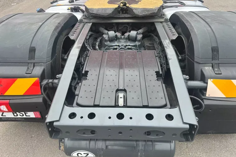 Mercedes ACTROS L prokontraktowy zdjęcie 8