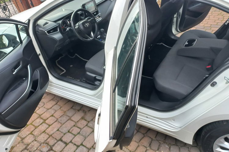 Toyota Corolla E-CVT 1.8 Hybryda Pełna historia FV23% 51 tys export Kamera cofania zdjęcie 18