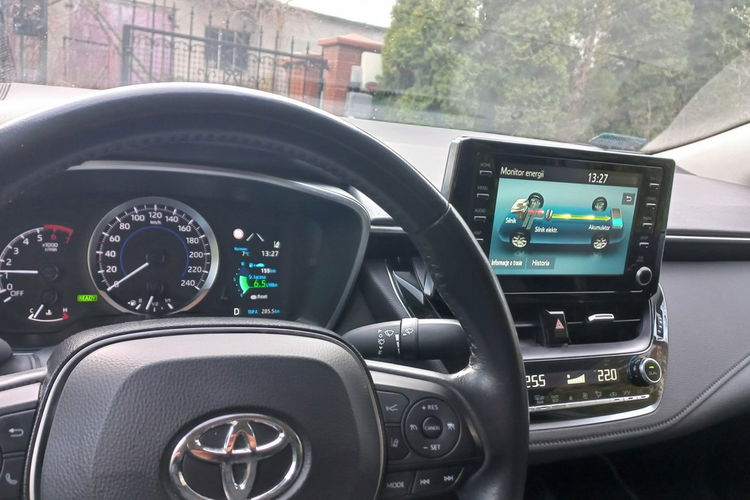 Toyota Corolla E-CVT 1.8 Hybryda Pełna historia FV23% 51 tys export Kamera cofania zdjęcie 23