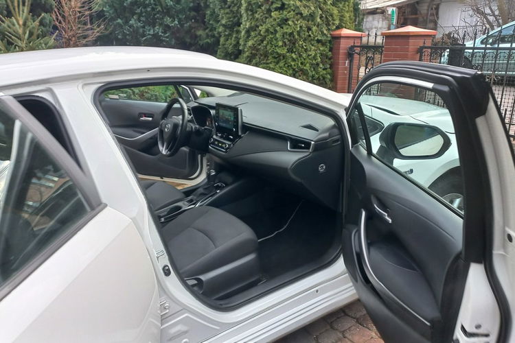 Toyota Corolla E-CVT 1.8 Hybryda Pełna historia FV23% 51 tys export Kamera cofania zdjęcie 25