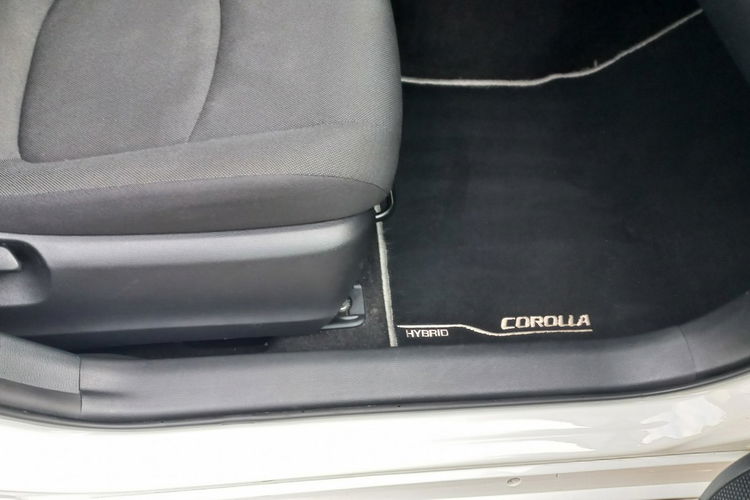 Toyota Corolla E-CVT 1.8 Hybryda Pełna historia FV23% 51 tys export Kamera cofania zdjęcie 26