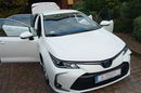 Toyota Corolla E-CVT 1.8 Hybryda Pełna historia FV23% 51 tys export Kamera cofania zdjęcie 4