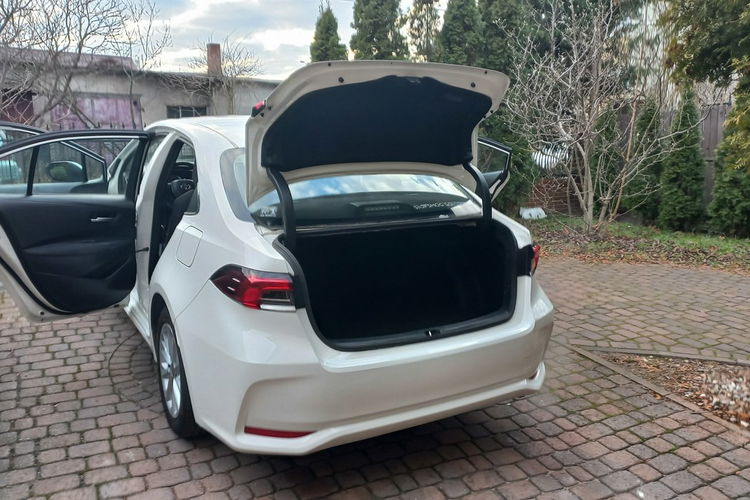 Toyota Corolla E-CVT 1.8 Hybryda Pełna historia FV23% 51 tys export Kamera cofania zdjęcie 8