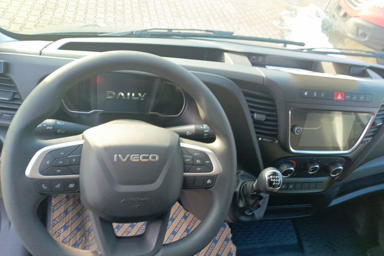 IVECO Daily 35S18H V zdjęcie 11