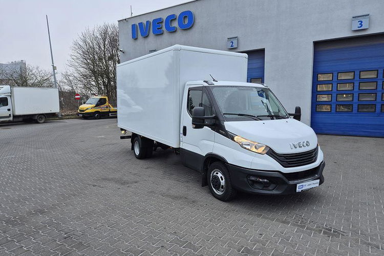 IVECO DAILY 35C 16 zdjęcie 2