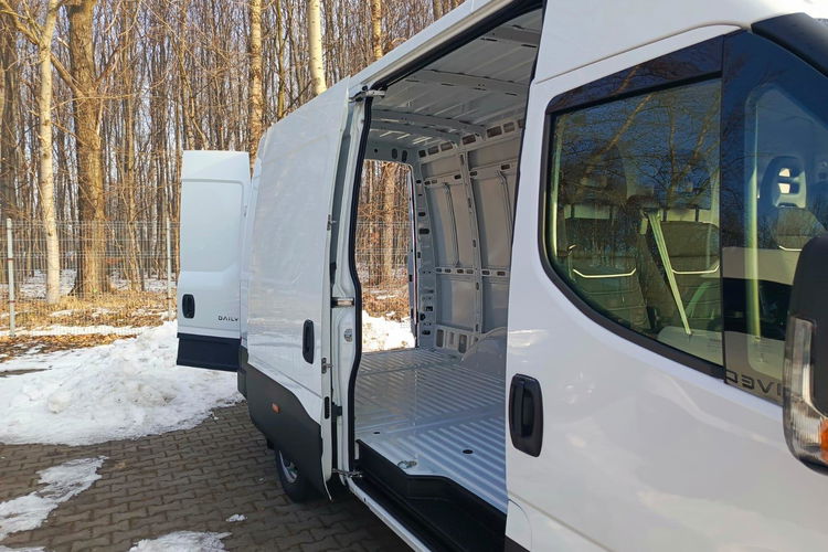 IVECO Daily 35S16BA8 V zdjęcie 9