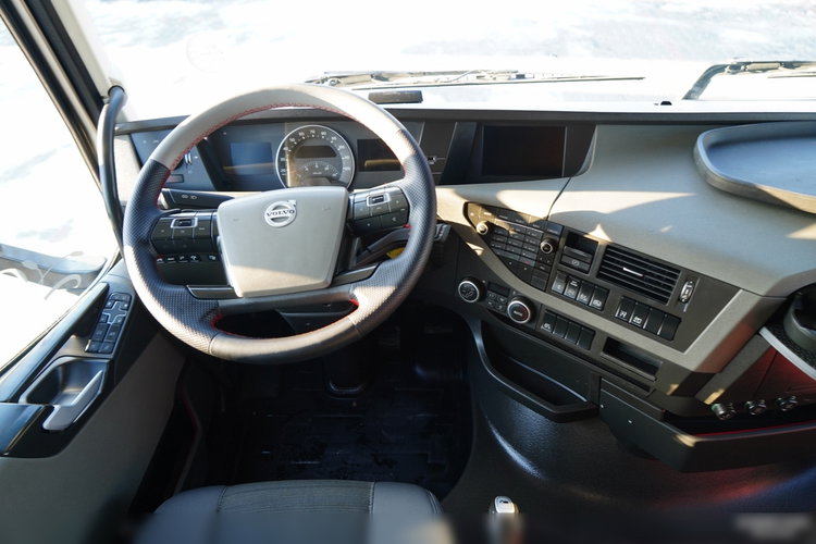 Volvo FH 460 / HYDRAULIKA / NISKA KABINA / I-SHIFT /  zdjęcie 24