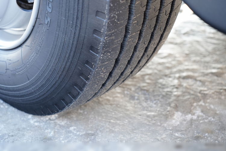 Iveco EUROCARGO 160E25 E6 / FIRANKA - 6 m / SOLÓWKA / WINDA ZAŁADOWCZA / AUTOMAT /  zdjęcie 17