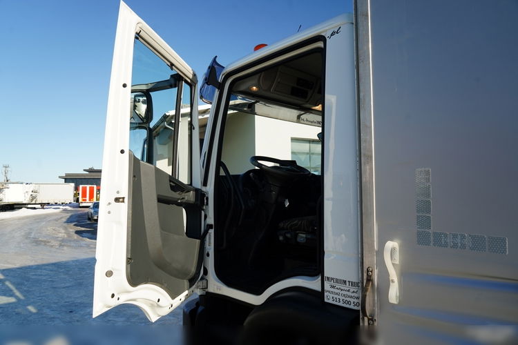 Iveco EUROCARGO 160E25 E6 / FIRANKA - 6 m / SOLÓWKA / WINDA ZAŁADOWCZA / AUTOMAT /  zdjęcie 27