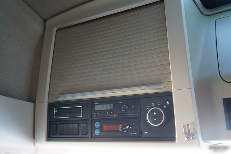 Volvo FH 460 / KLIMATYZACJA POSTOJOWA / LOWDECK / I-SHIFT / zdjęcie 32