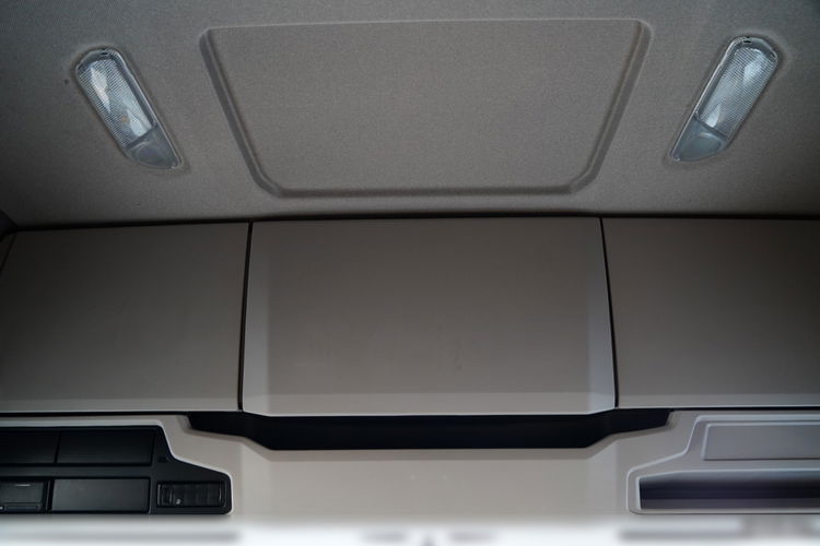 Scania R 450 / PEŁNY ADR / RETARDER / KLIMATYZACJA POSTOJOWA / ALUFELGI / 2022 ROK / zdjęcie 33