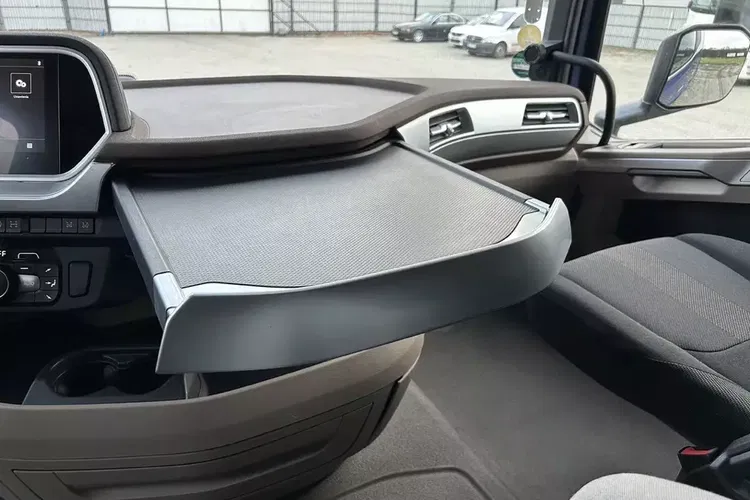 DAF XG+ 530 / ZF INTARDER / KLIMA POST. / FULL LED / ALUFELGI / NOWE TACHO zdjęcie 31