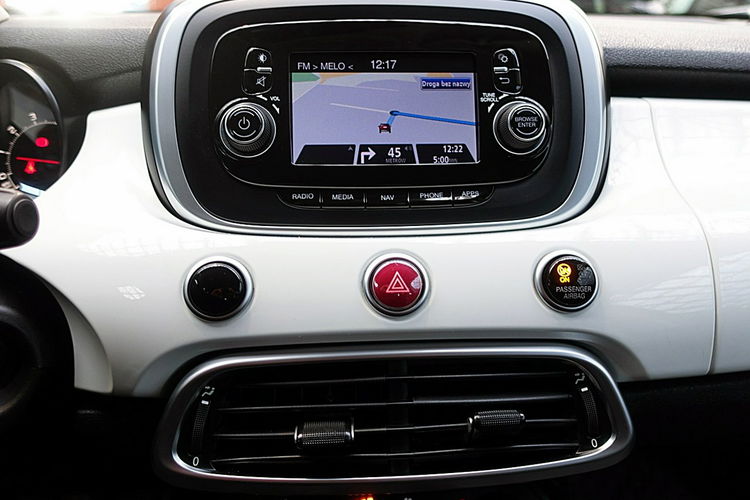 Fiat 500x 1.6Benz+GAZ Skóra+NAVI+PODGRZ.Kier+Fotele+BIXENON KRAJOWY Bezwypadkowy 4x2 zdjęcie 14