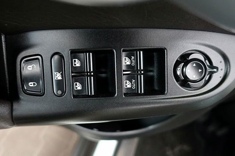 Fiat 500x 1.6Benz+GAZ Skóra+NAVI+PODGRZ.Kier+Fotele+BIXENON KRAJOWY Bezwypadkowy 4x2 zdjęcie 18