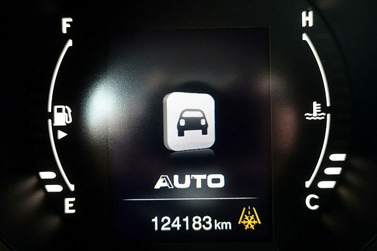 Fiat 500x 1.6Benz+GAZ Skóra+NAVI+PODGRZ.Kier+Fotele+BIXENON KRAJOWY Bezwypadkowy 4x2 zdjęcie 28