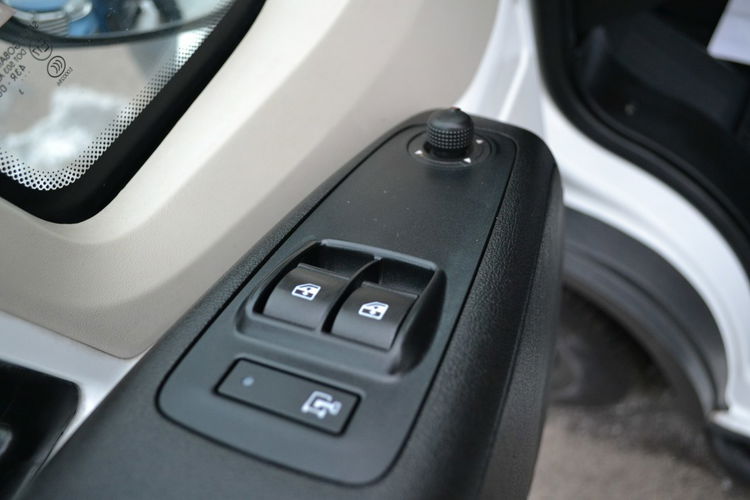 Fiat Ducato Climatronic 3osobowy 2.3MJTD 131KM L4h3 zdjęcie 17