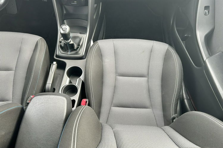 Hyundai i30 Super stan Full opcja zdjęcie 15