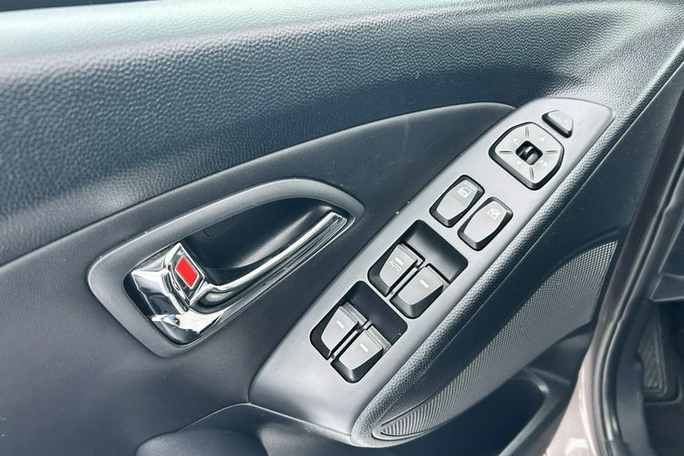 Hyundai ix35 zdjęcie 30