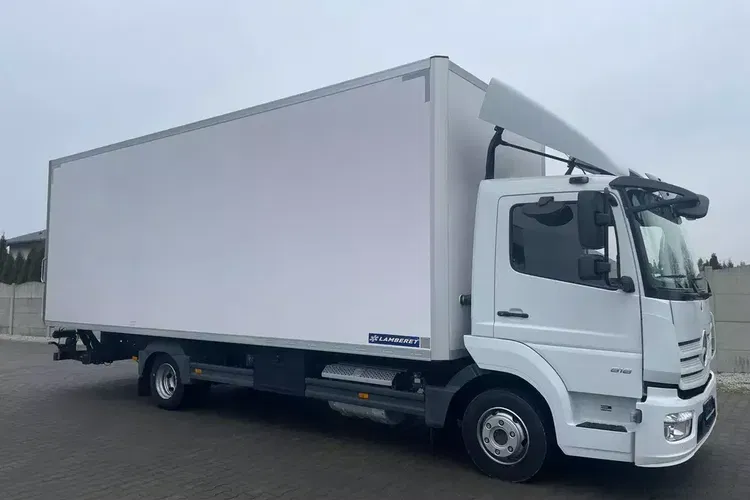 Mercedes ATEGO 818, IZOTERMA OGRZEWANA zdjęcie 3