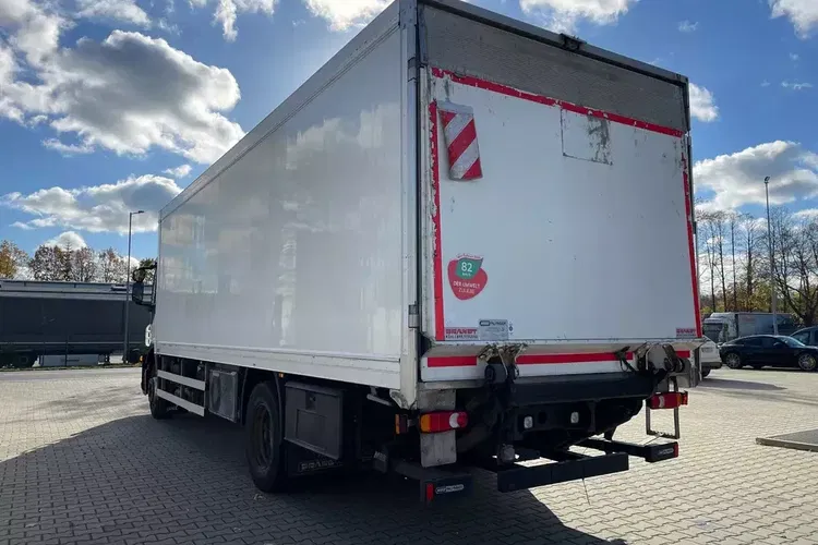 Iveco Stralis EEV 18.310 , Chłodnia, PRZEBIEG 262 TYŚ KM zdjęcie 6