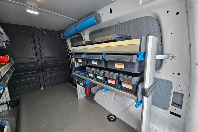 Volkswagen Caddy Long 59999zł NETTO 2.0TDi/102KM zdjęcie 15