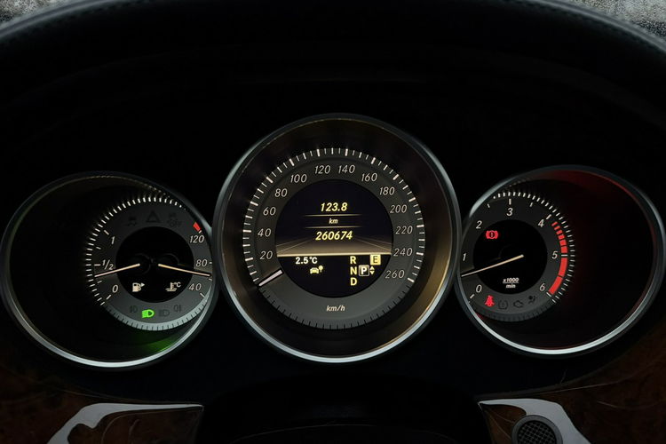 Mercedes CLS 350 Wentylowane fotele, Roleta, Bi-Xenon, Pneumat, Navi, Bluetooth zdjęcie 18