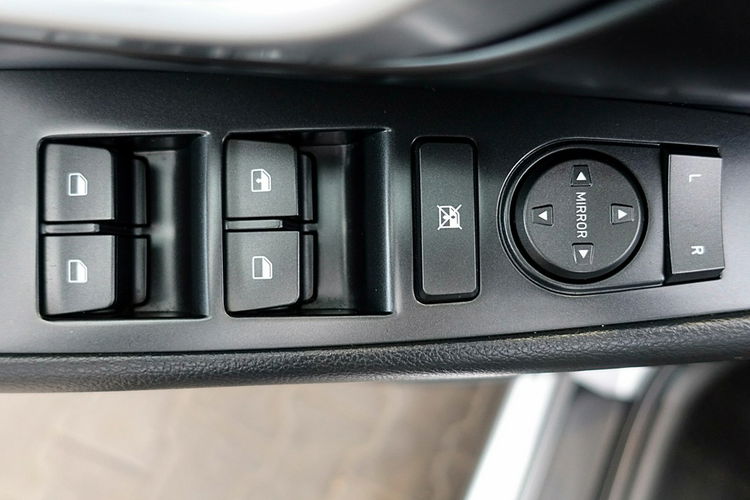 Hyundai i30 1, 5 16V Led+TEMPOMAT GWARANCJA 1WŁ Kraj Bezwypadkowy F23% 4x2 zdjęcie 14