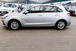 Hyundai i30 1, 5 16V Led+TEMPOMAT GWARANCJA 1WŁ Kraj Bezwypadkowy F23% 4x2 zdjęcie 54