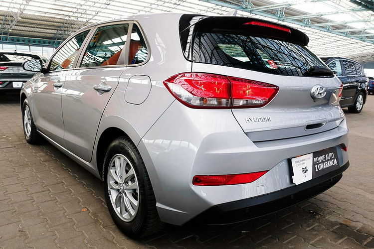 Hyundai i30 1, 5 16V Led+TEMPOMAT GWARANCJA 1WŁ Kraj Bezwypadkowy F23% 4x2 zdjęcie 57