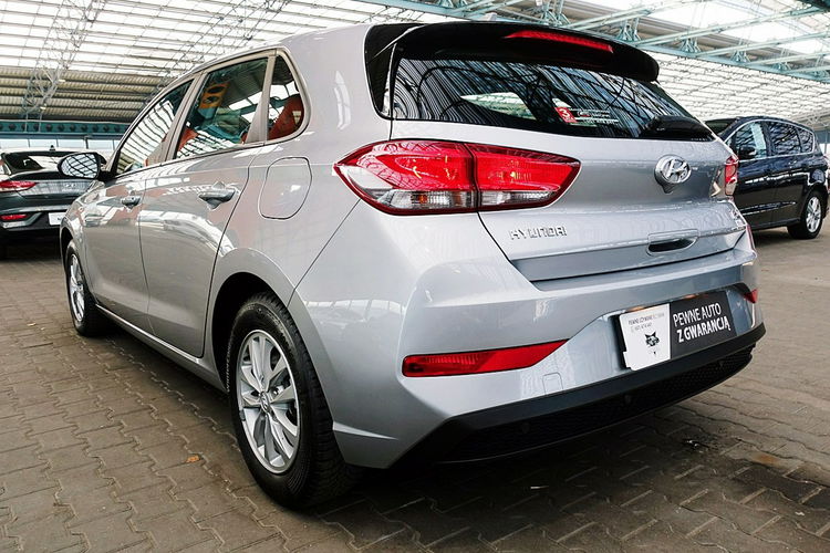 Hyundai i30 1, 5 16V Led+TEMPOMAT GWARANCJA 1WŁ Kraj Bezwypadkowy F23% 4x2 zdjęcie 73