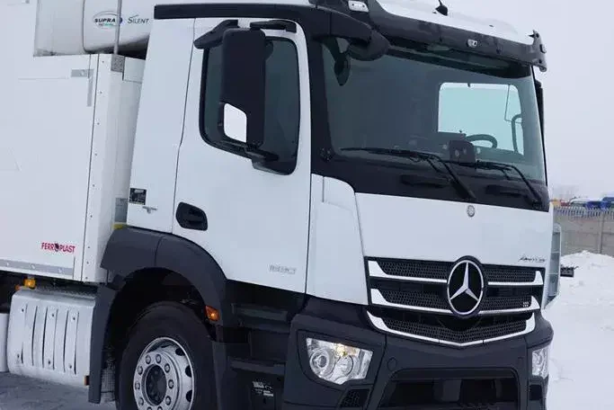 Mercedes ANTOS / 1830 / E 6 / CHŁODNIA + WINDA / 16 PALET / 83 000 KM zdjęcie 34