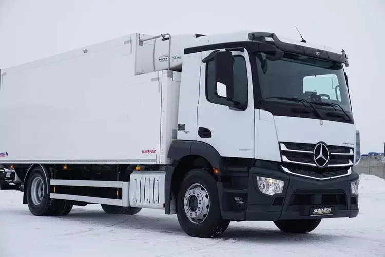 Mercedes ANTOS / 1830 / E 6 / CHŁODNIA + WINDA / 16 PALET / 83 000 KM zdjęcie 35