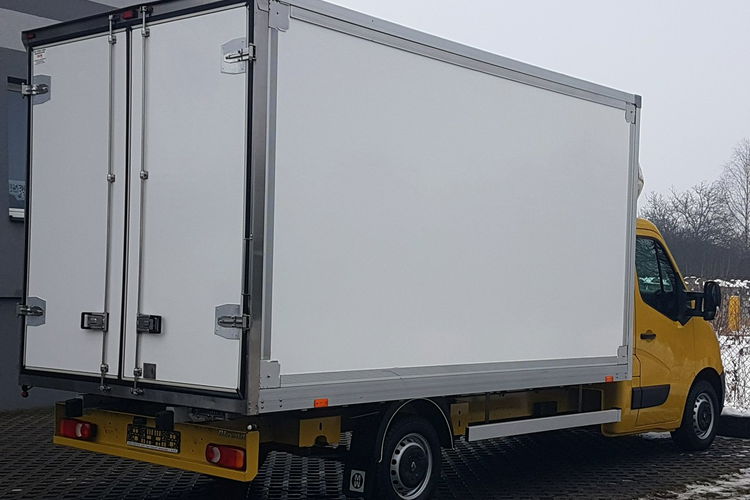 Renault Master KONTENER 8EP 4.21x2.23x2.23 KLIMA MANUAL KRAJOWY 6-BIEGÓW zdjęcie 4
