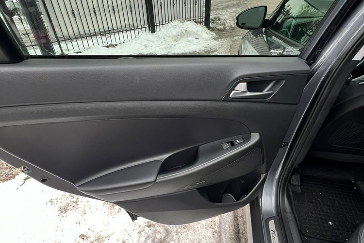 Hyundai Tucson Panorama, skórzane fotele, zdjęcie 12