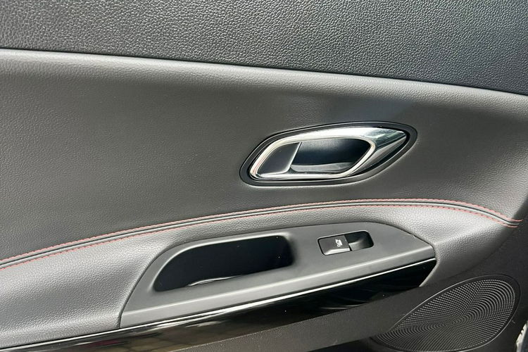 Kia Cee'd GDi Turbo , 2 komplety kół, czujniki park zdjęcie 12