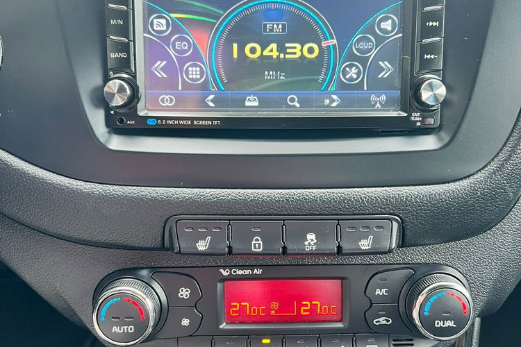 Kia Cee'd GDi Turbo , 2 komplety kół, czujniki park zdjęcie 17