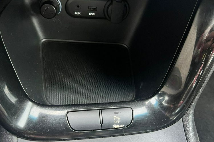 Kia Cee'd GDi Turbo , 2 komplety kół, czujniki park zdjęcie 39