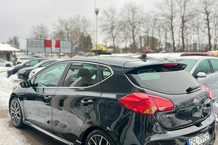 Kia Cee'd GDi Turbo , 2 komplety kół, czujniki park zdjęcie 5